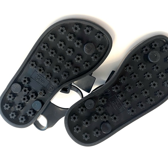 Adorable GAP Kids Navy and White Polka Dot Jelly Sandals, Toddler Size 7 - Picture 2 of 6